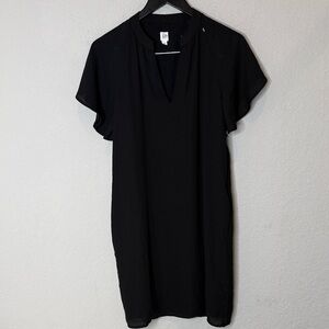GAP Classic Black Short Sleeve Dress size XS